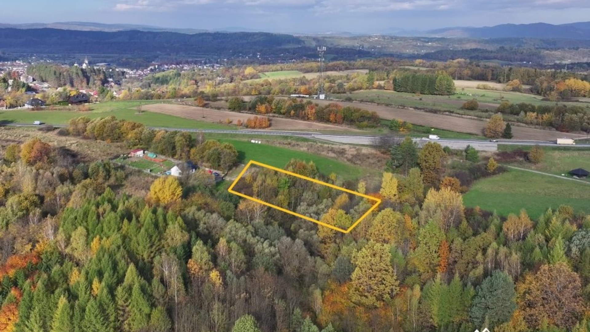 Działka na sprzedaż