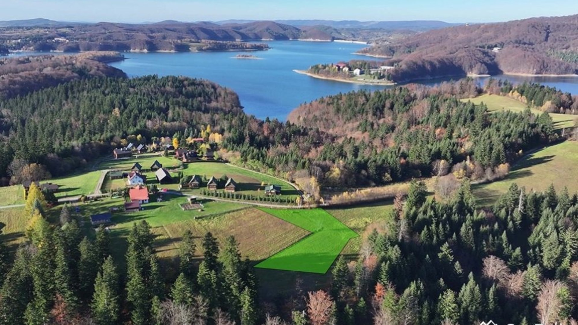 Działka na sprzedaż