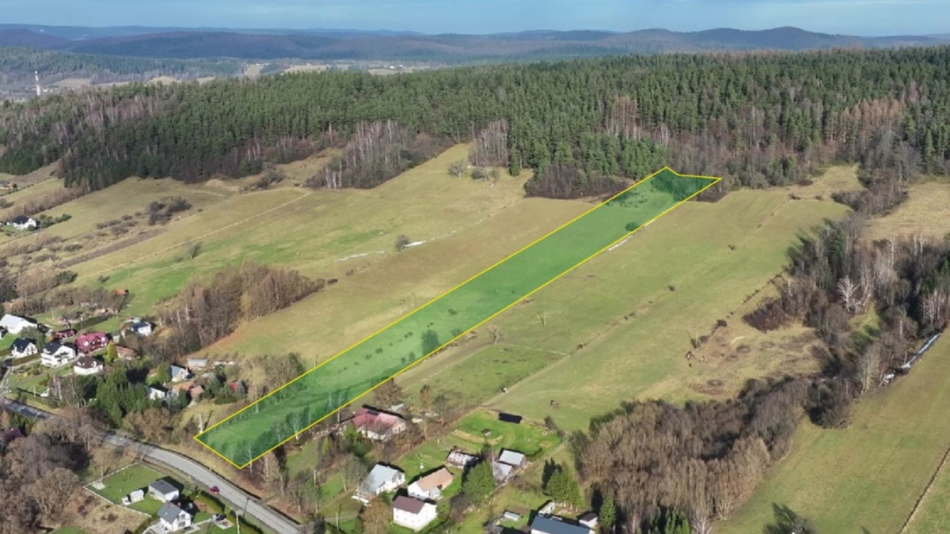 Działka na sprzedaż