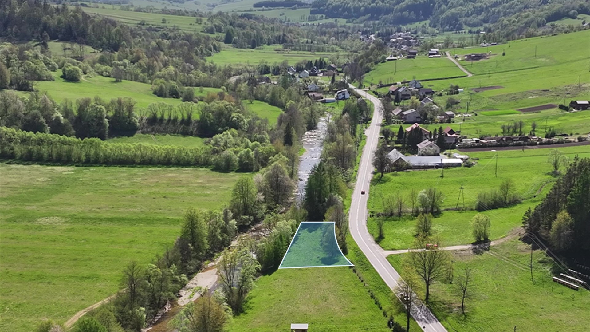 Działka rekreacyjna  nad rzeką | Hoczew
