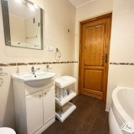 Dom na sprzedaż, Bystre