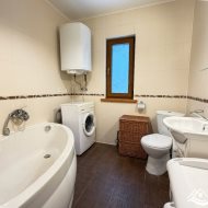 Dom na sprzedaż, Bystre