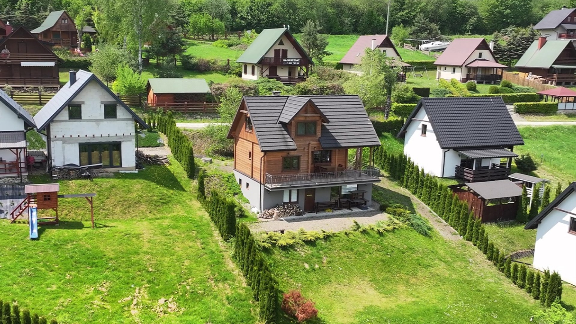 Wyjątkowy dom całoroczny nad Jeziorem Solińskim