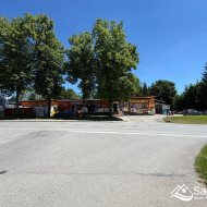Budynek usługowo-mieszkalny z dochodowymi lokalami