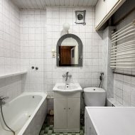 Mieszkanie 55 m² do remontu, 2 pokoje, Lesko