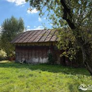 Lesko - całoroczny dom drewniany + działka 9,7 ara
